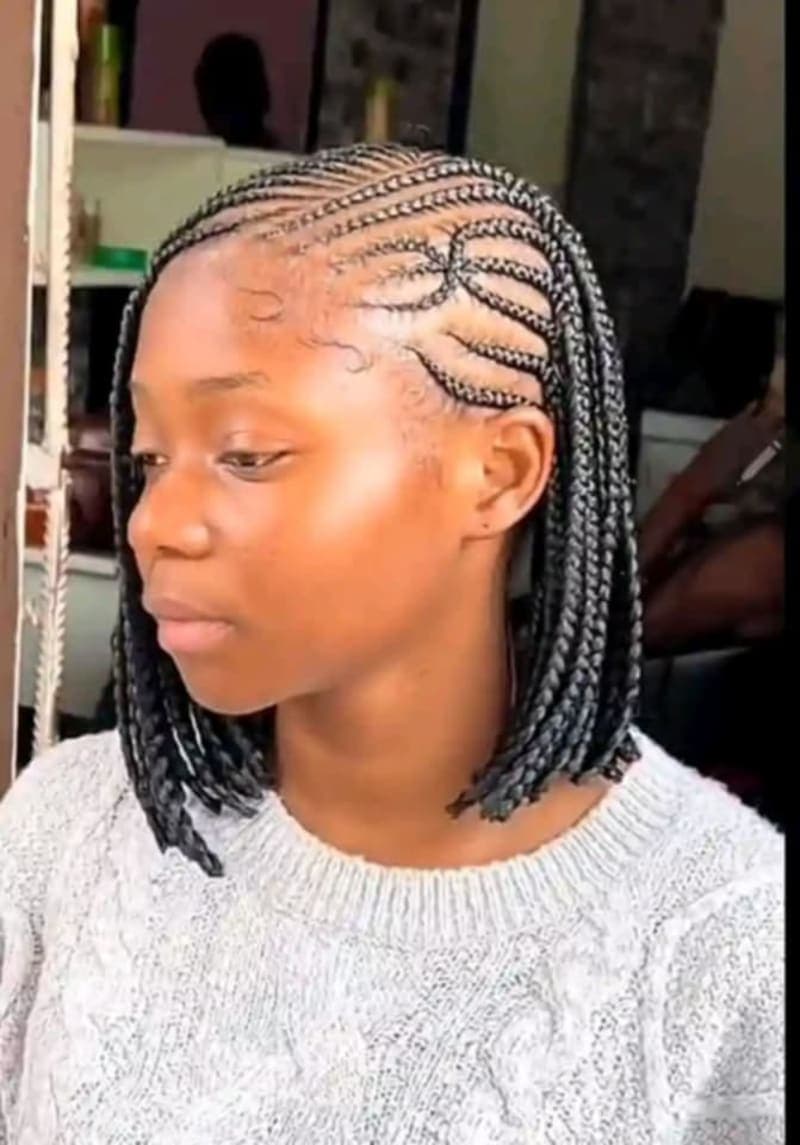 HAIR STYLIST
