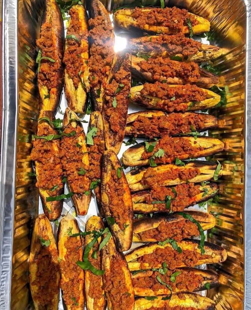 🍠 Sizzling hot bole (grilled plantain/yam)