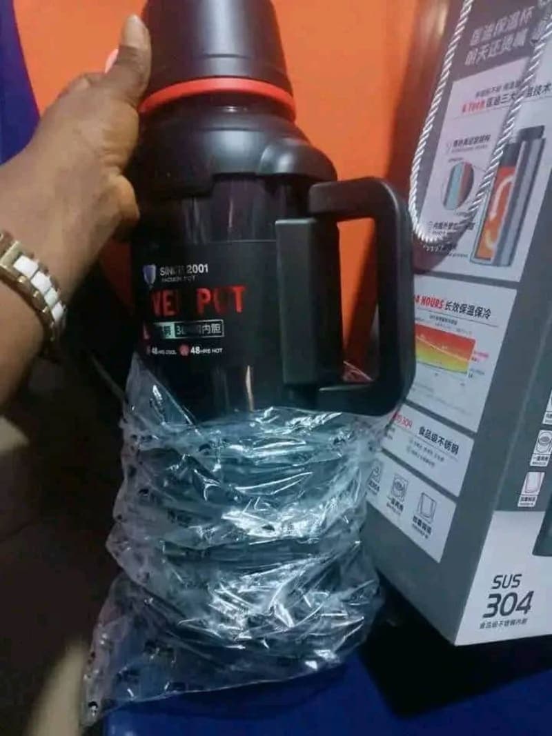 Vacuum Flask & Baby Wipers