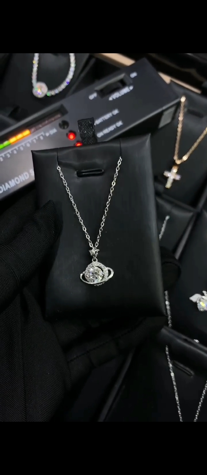 Diamond necklace/Earrings
