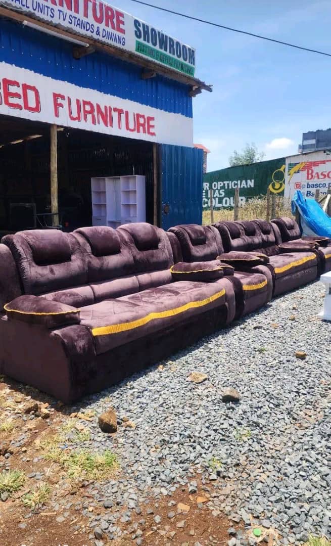 PREMIUM FURNITURE CHAIRS
