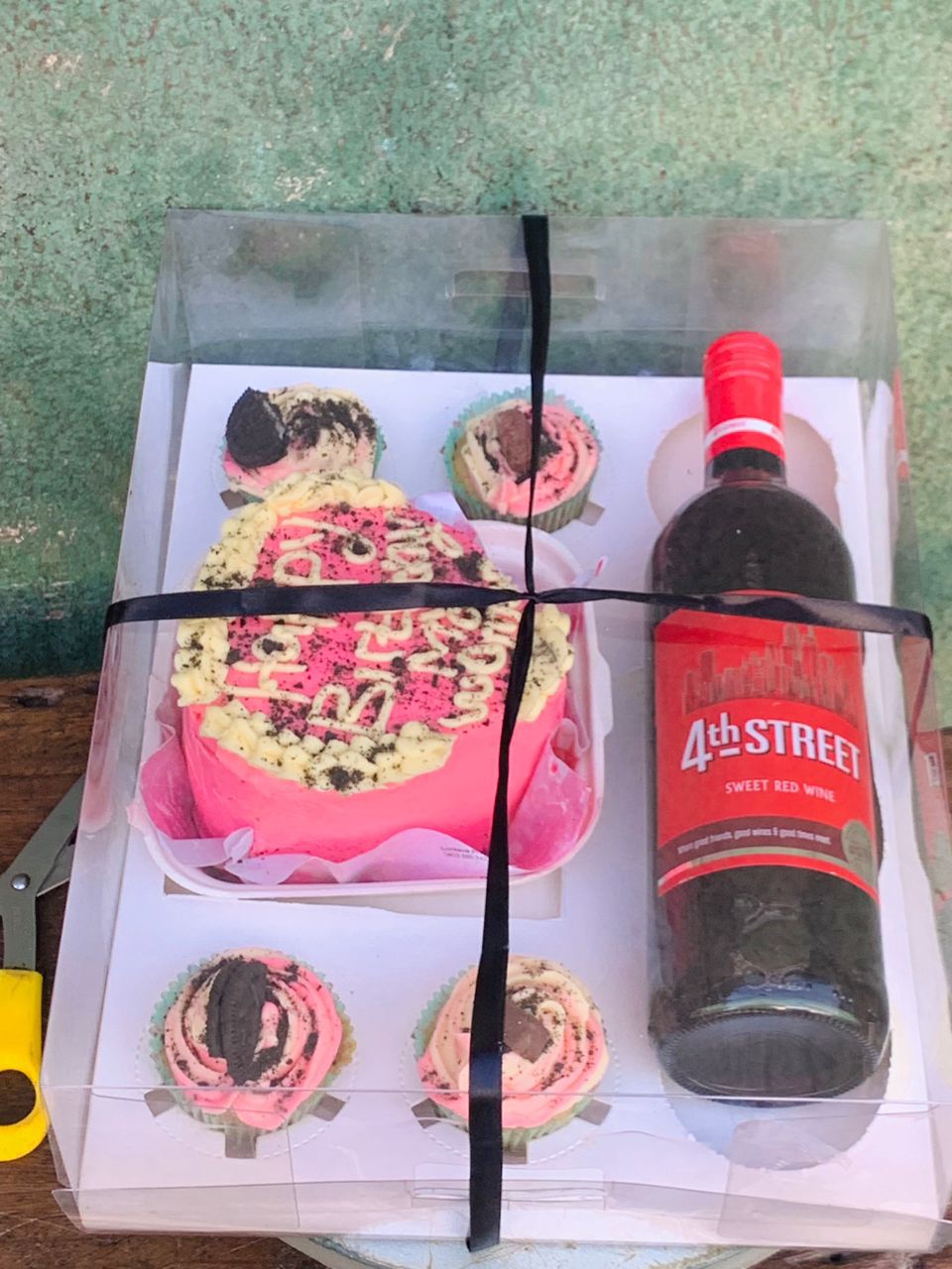 cakes, pastries