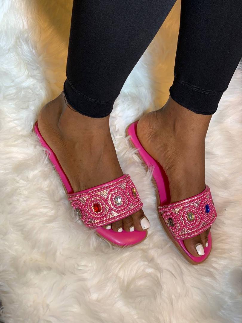 Ladies slippers
