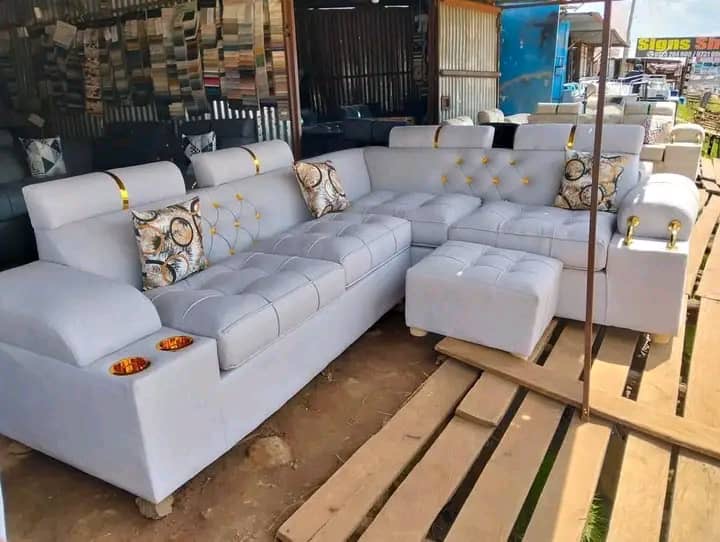 PREMIUM FURNITURE CHAIRS