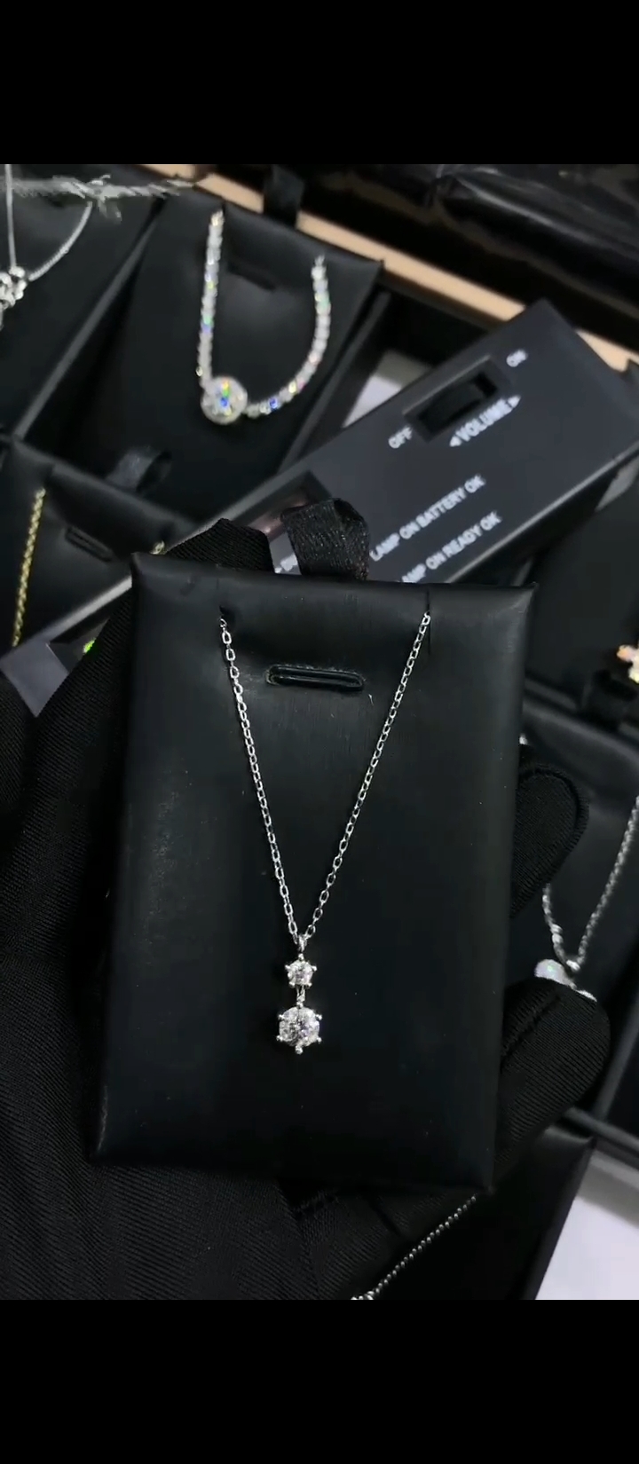 Diamond necklace/Earrings