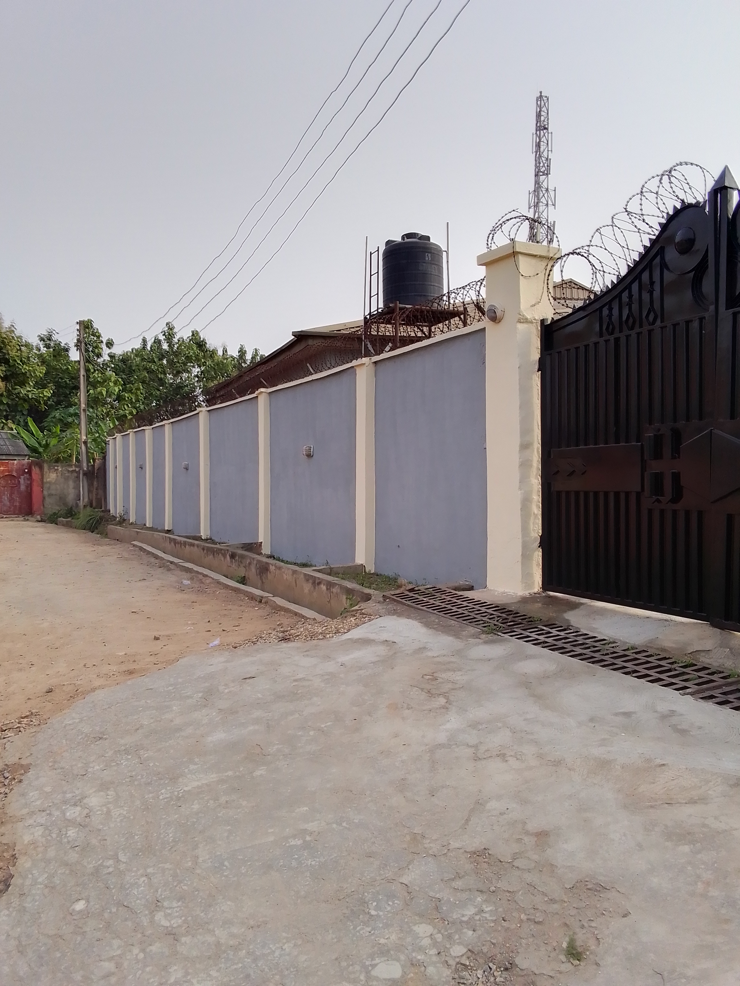 5 bedroom Bungalow
