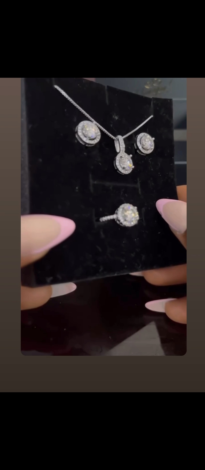 Diamond jewelry set