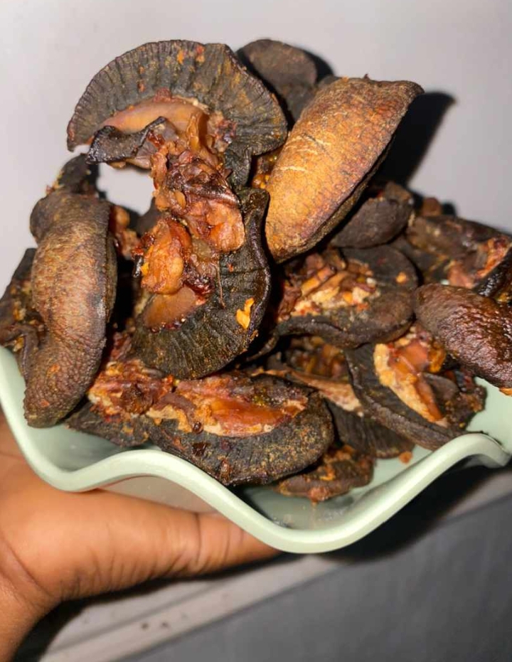 Oven dried snails