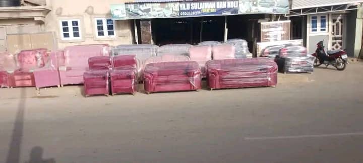 PREMIUM FURNITURE CHAIRS