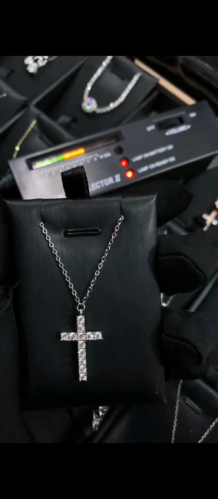 Diamond necklace/Earrings
