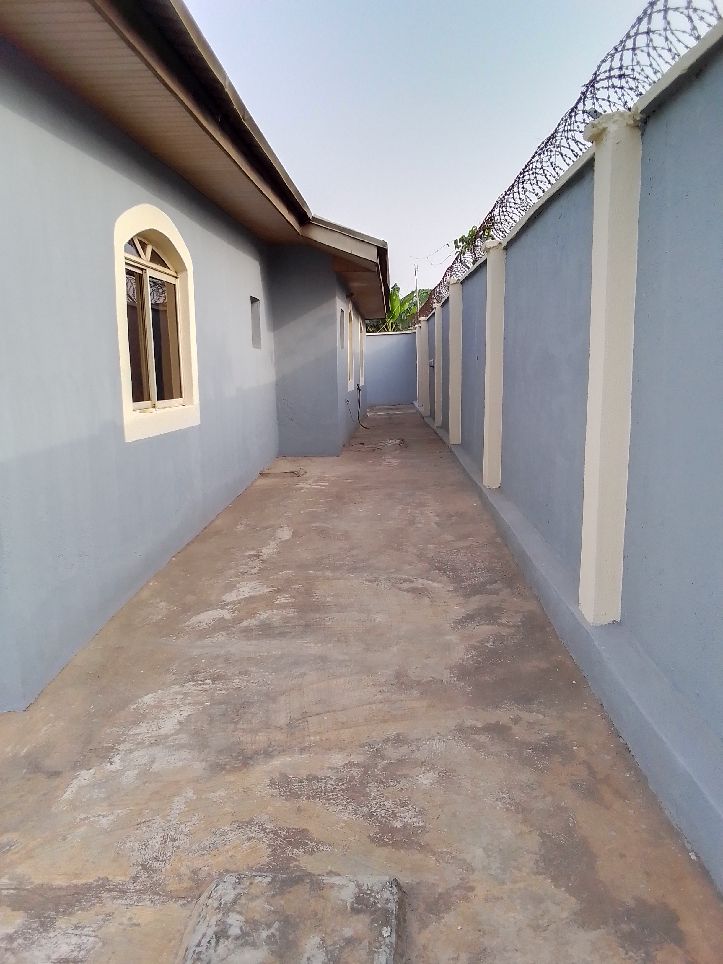 5 bedroom Bungalow