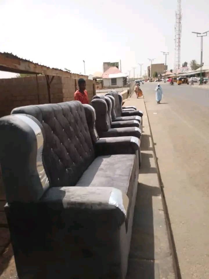 PREMIUM FURNITURE CHAIRS